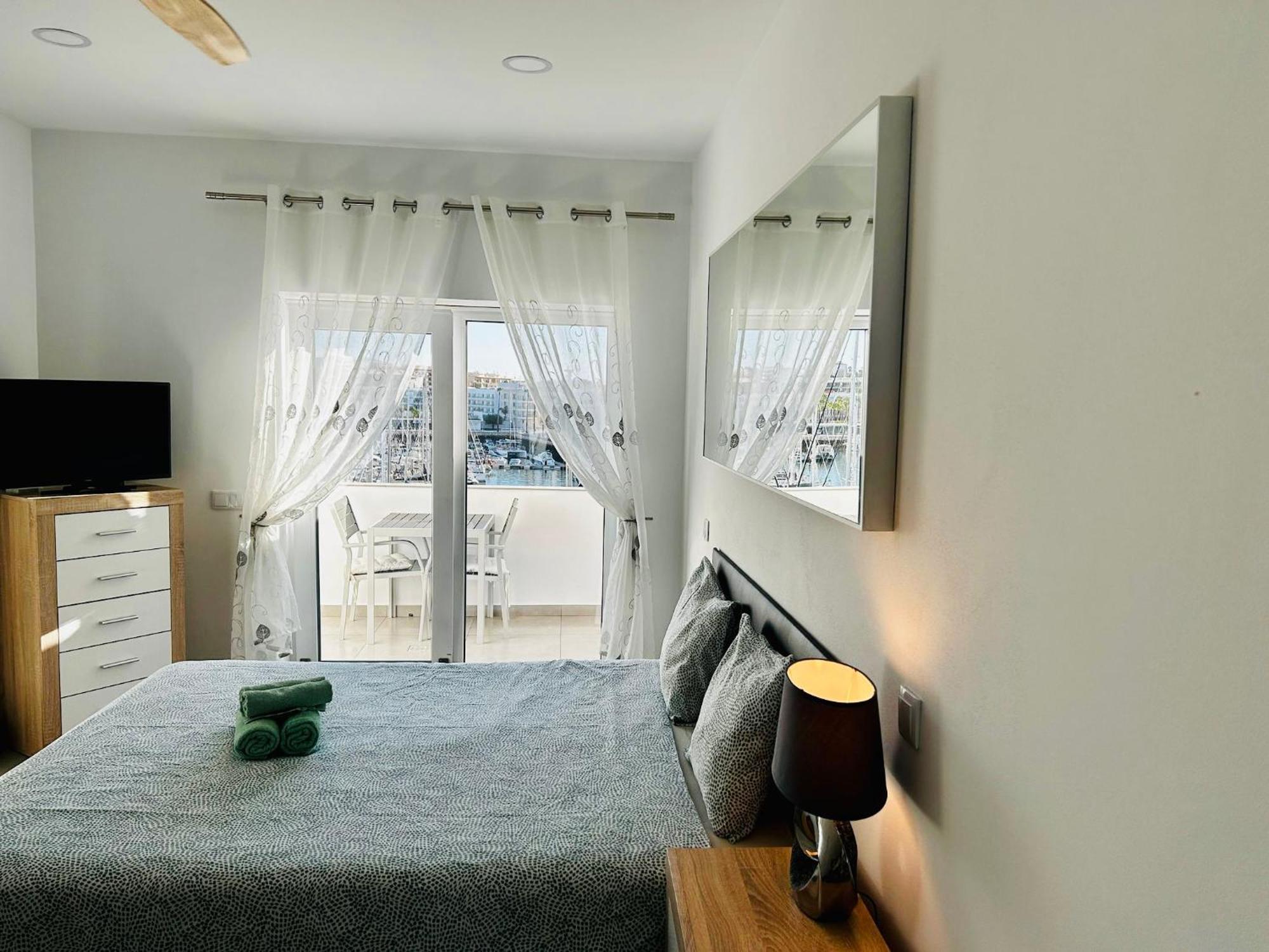 Studio Apt With Spectacular Views Of Lagos Marina Экстерьер фото